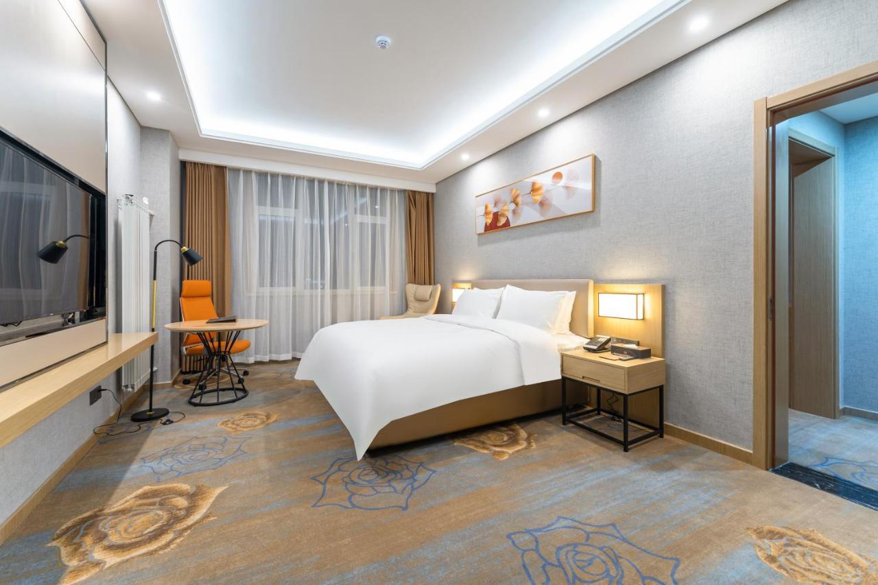 Jiaozhou Joy Fall Hotel מראה חיצוני תמונה